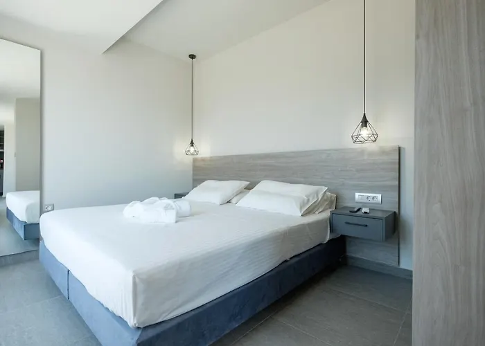 Apartment Sky-high Penthouse W. Stunning Views - 02