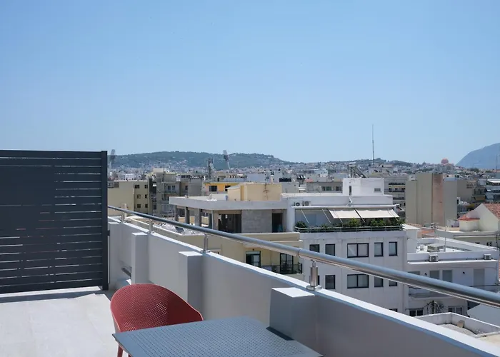 Sky-high Penthouse W. Stunning Views - 02 Apartament Chania (Crete)