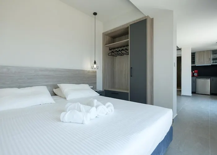 Sky-high Penthouse W. Stunning Views - 02 *